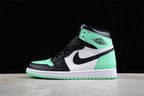 Air Jordan 1 "Retro Green Glow"