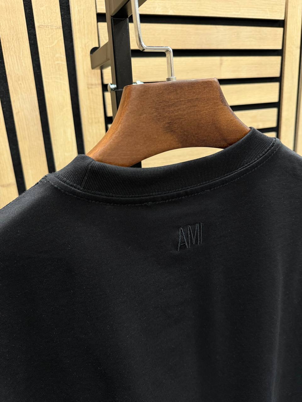 Ami Paris