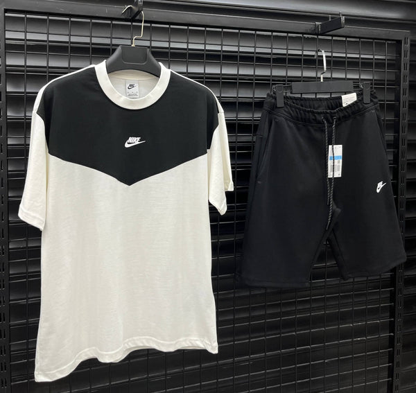 Nike Tech Fleece