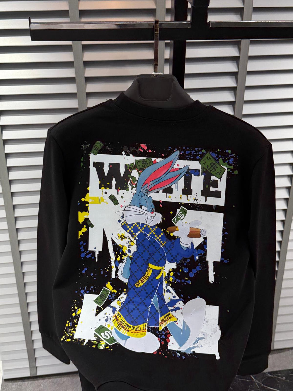 Off White