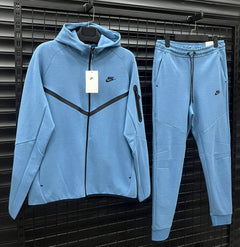 Nike Tech Fleece