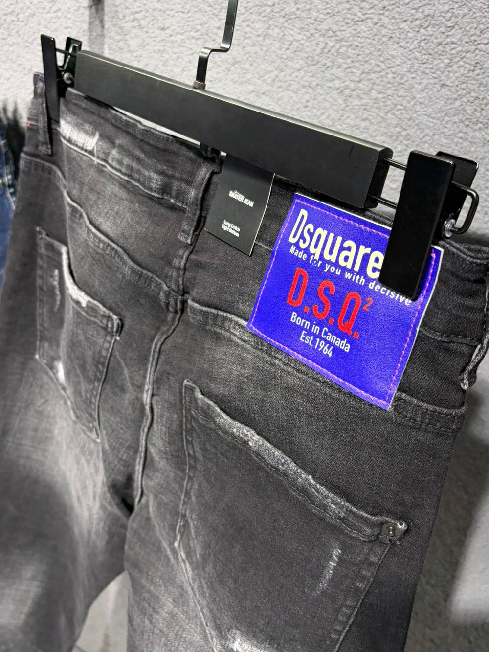 Dsquared2 494