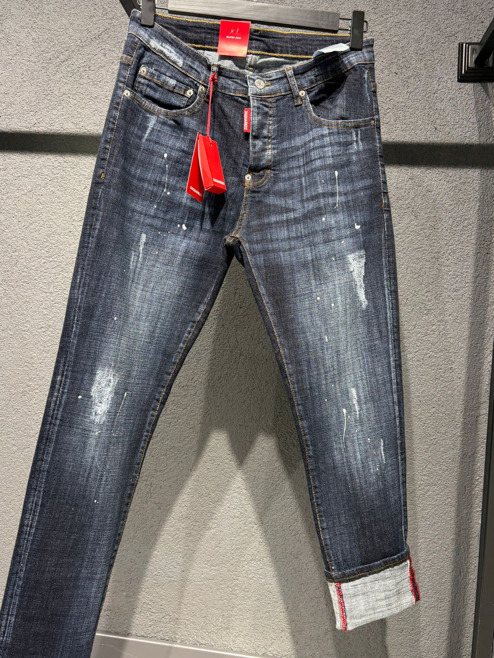 Dsquared2 474