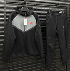 Nike Tech Fleece