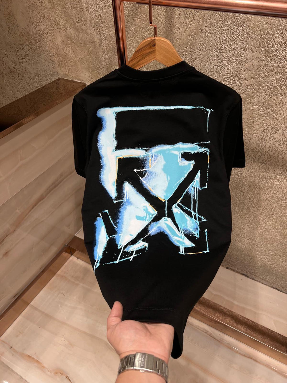 Off White