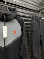 Nike Tech Fleece