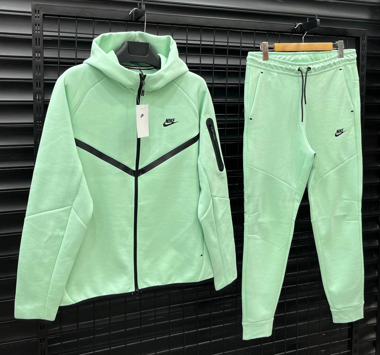 Tech Fleece