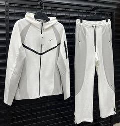 Nike Tech Fleece