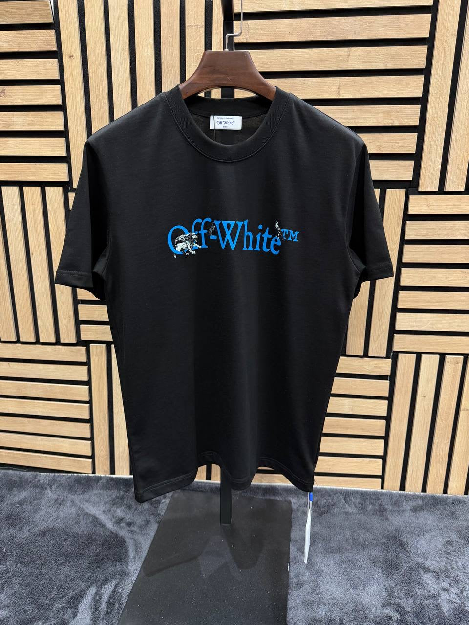 Off White