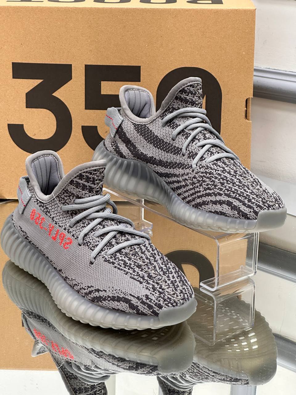 Yeezy boost 350 Beluga 2.0