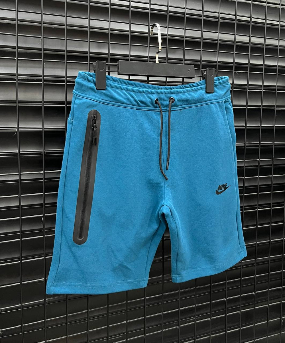 Nike tech fleece