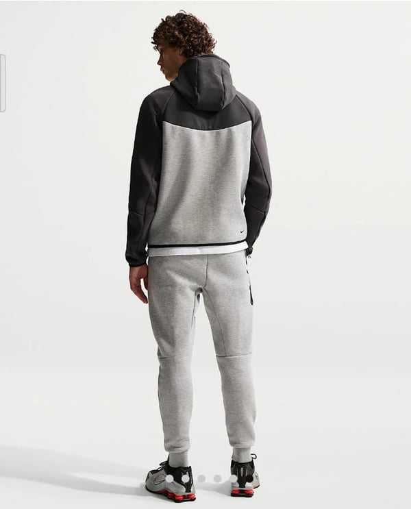 Nike Tech Fleece