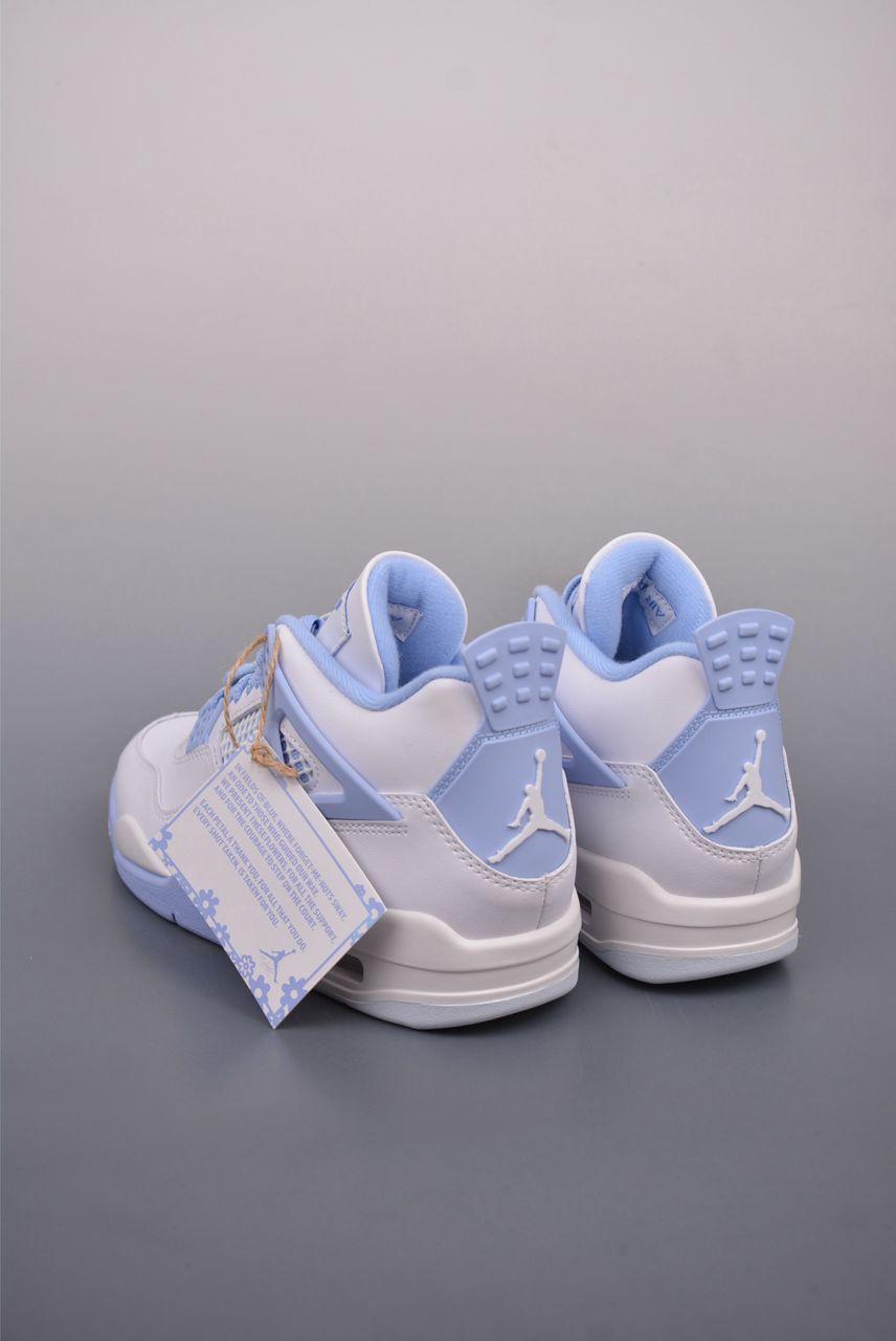 Air Jordan 4 Retro Aluminium