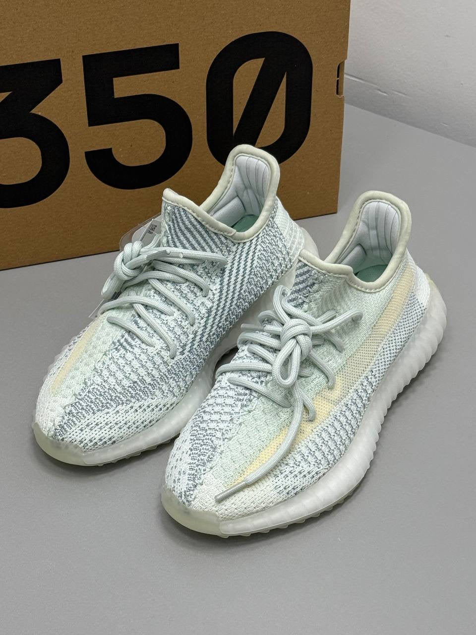 Yeezy boost 350 V2 “Cloud white”