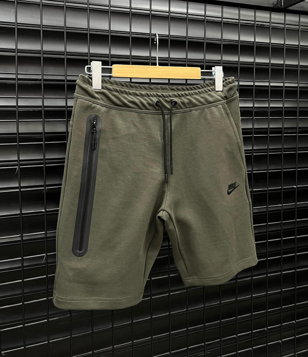 Nike Tech Fleece