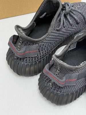 Yeezy boost “Static Black”-reflective