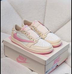 Air Jordan 1 Low x Travis Scott "Shy Pink"