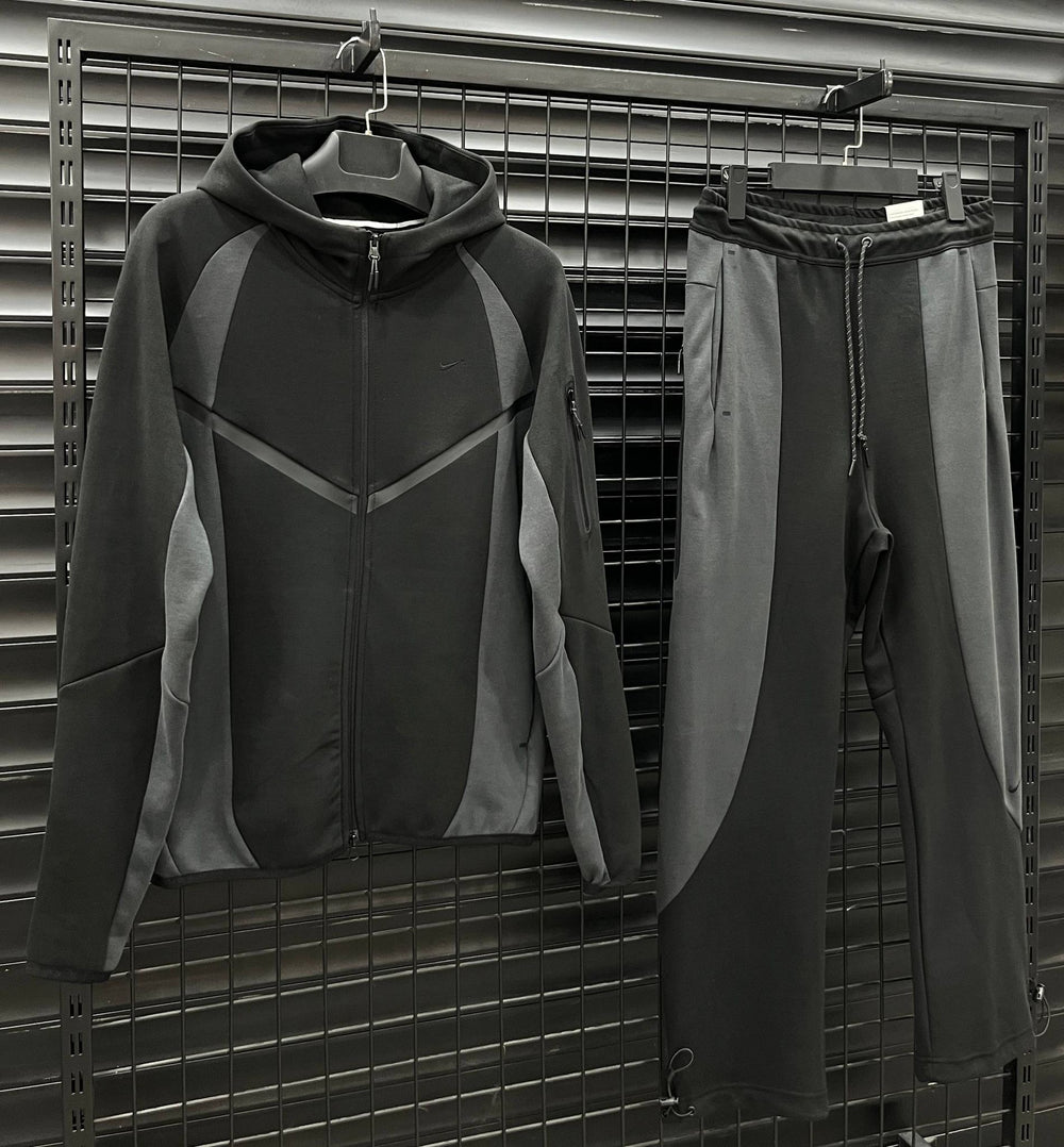 Nike Tech Fleece