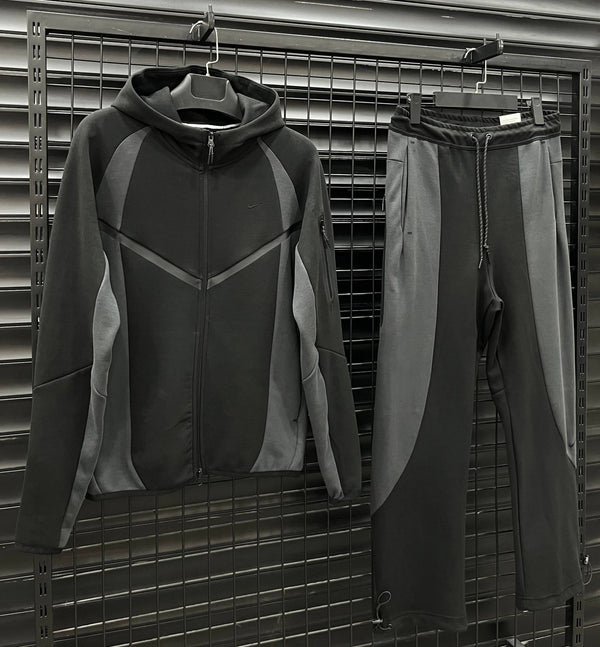 Nike Tech Fleece