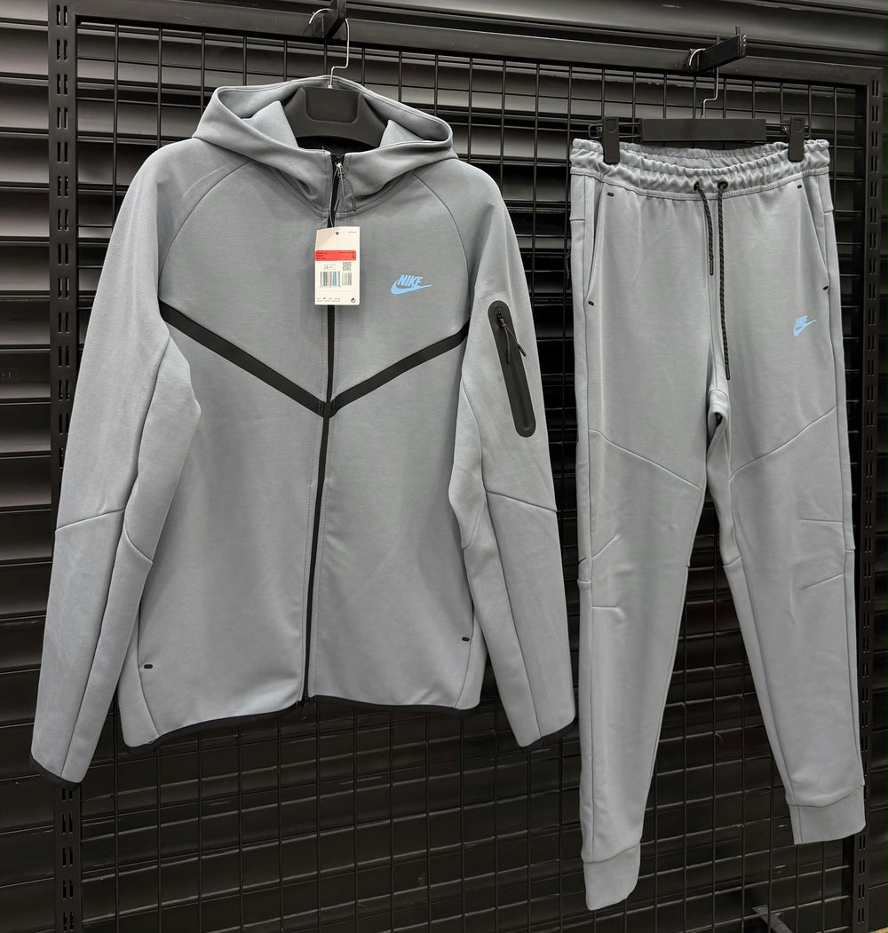Nike Tech Fleece