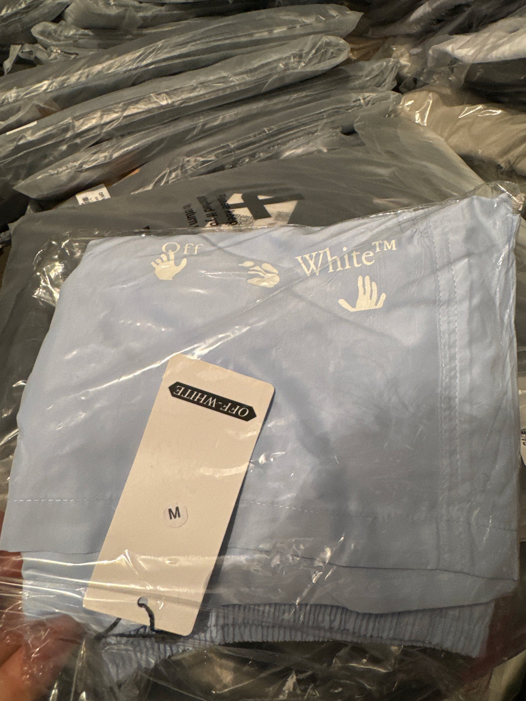 Off White Kupaci