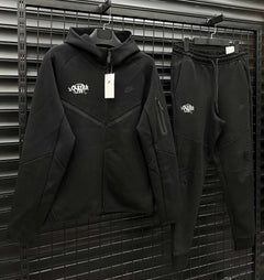 Nike Tech Fleece