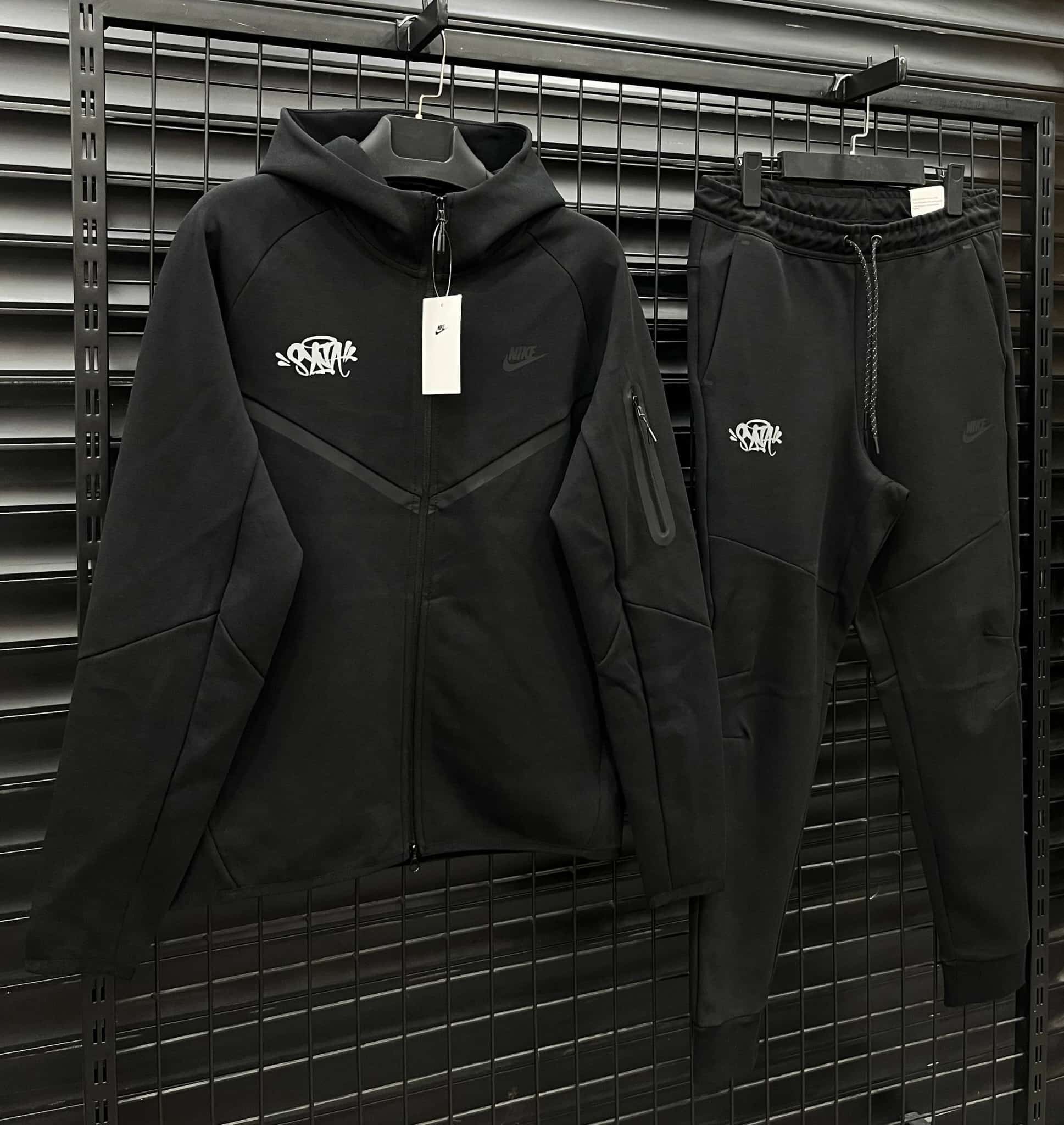 Nike Tech Fleece