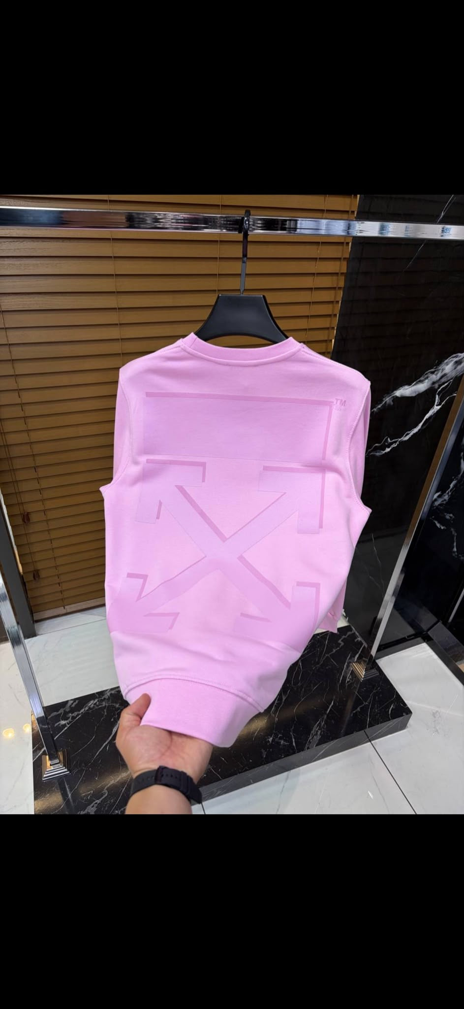 Off White