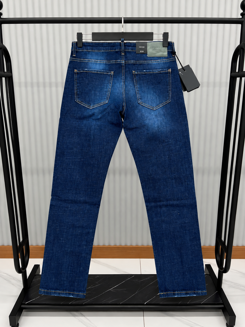 Dsquared2 07