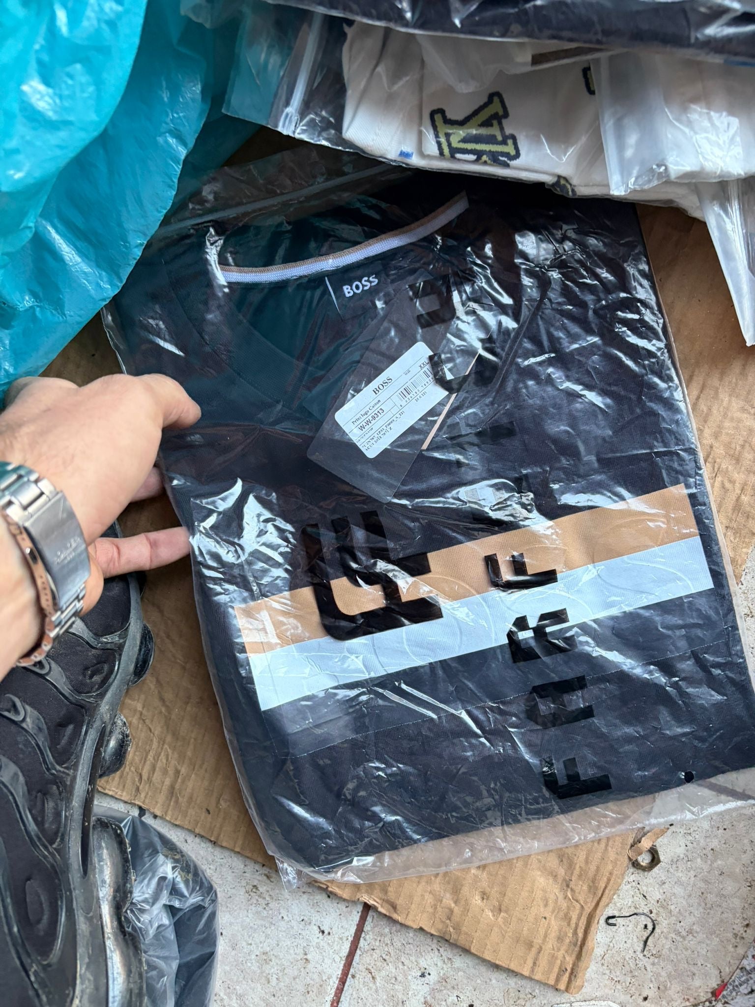 Box 39 (XXL)