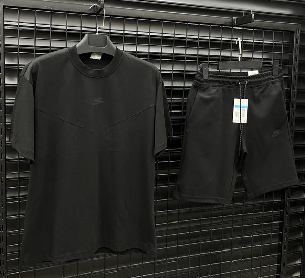 Nike Tech Fleece