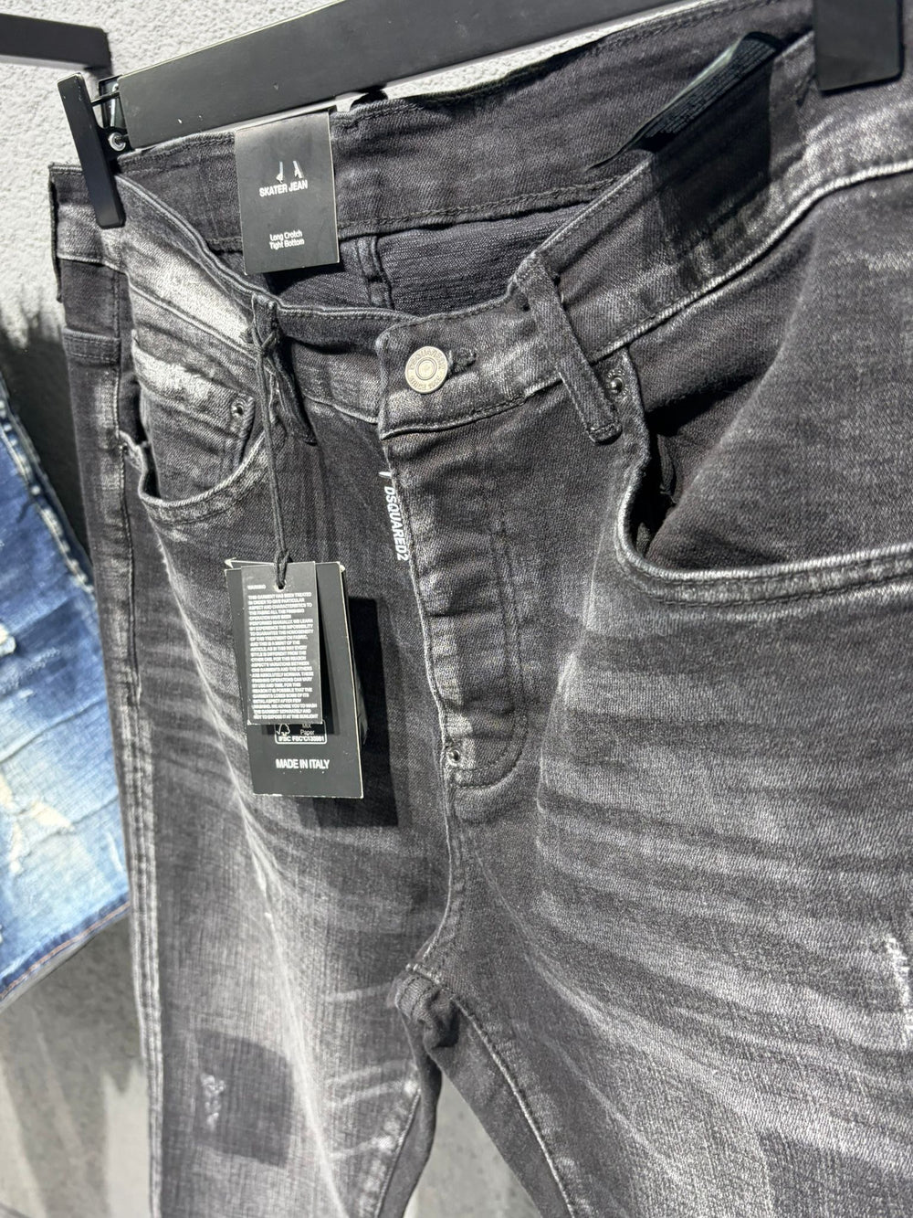 Dsquared2 494