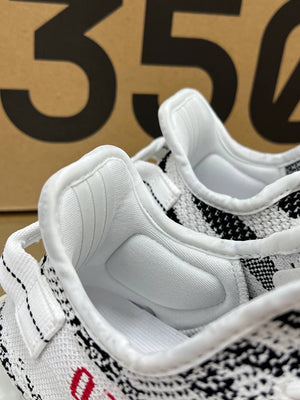 Yeezy boost 350 “Zebra”