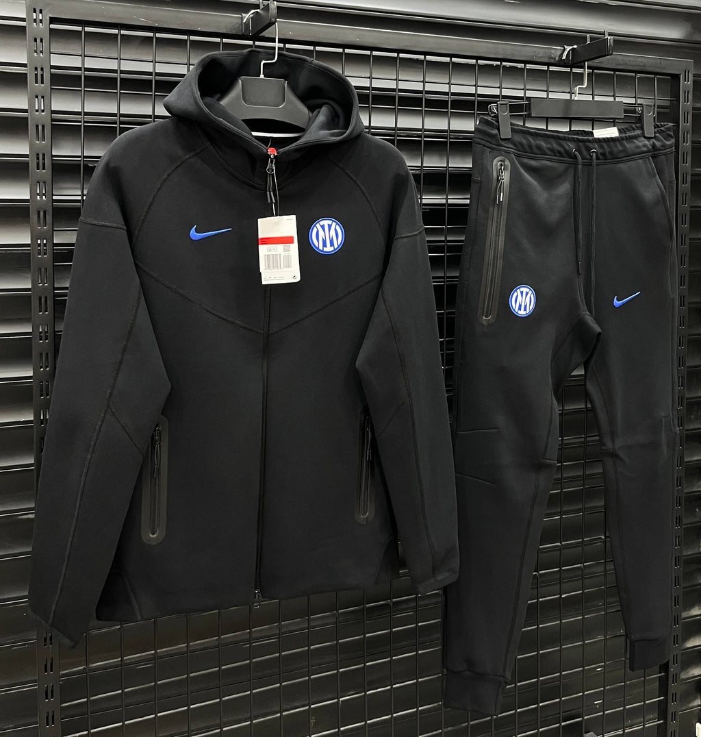 Nike Tech Fleece Inter