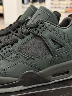 Air Jordan 4 "Kaws"