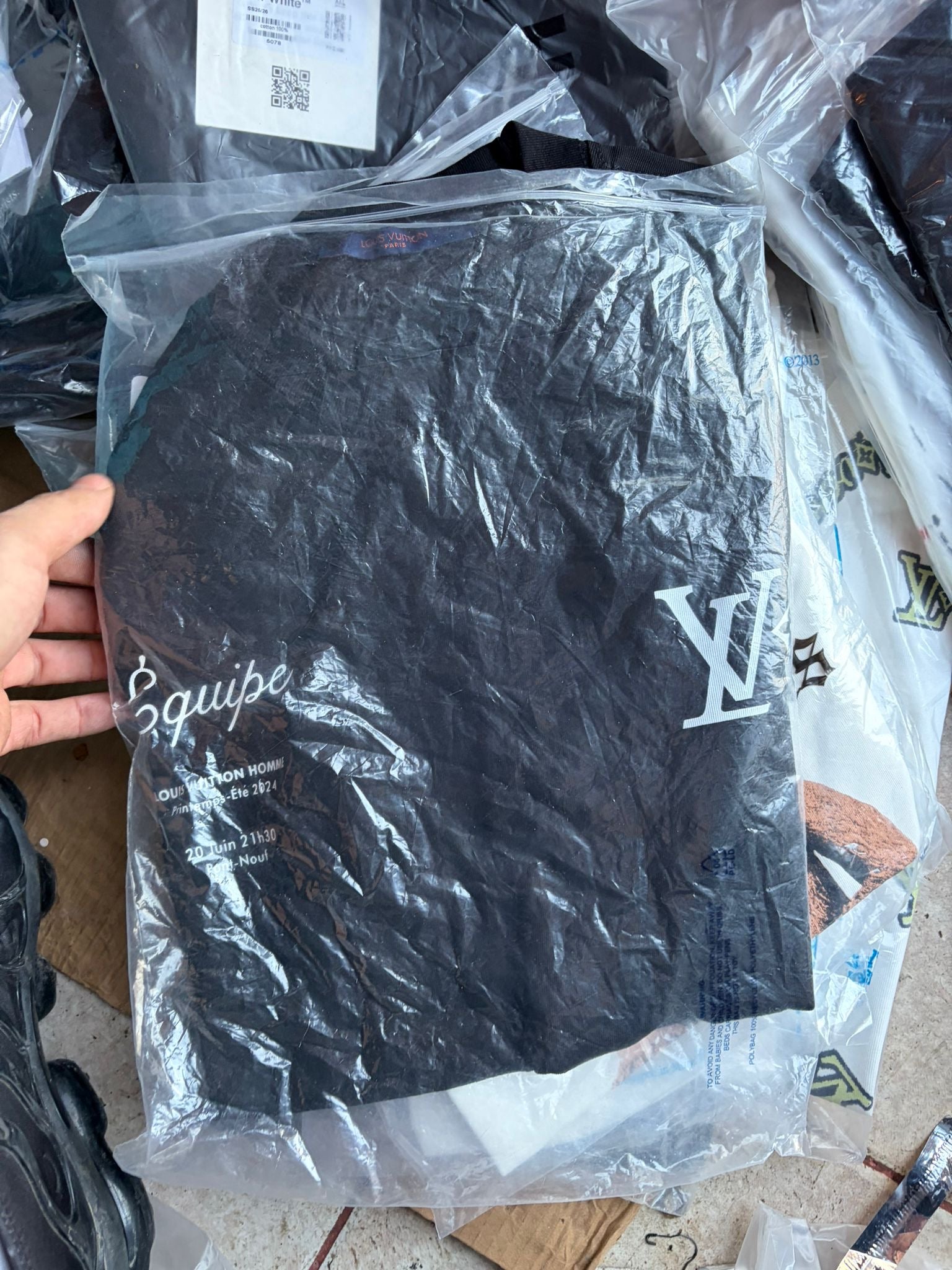 Box 37 (XXL)