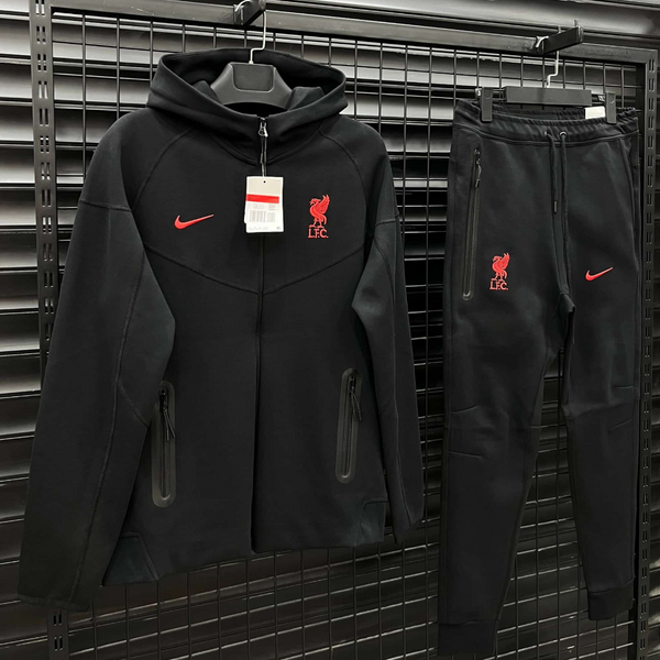 Nike Tech Liverpool