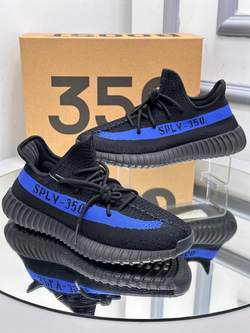 Yeezy boost 350 “Dazzling blue”