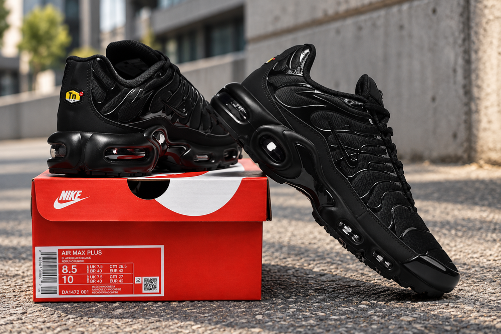 Nike Air Max Plus TN “Triple black”