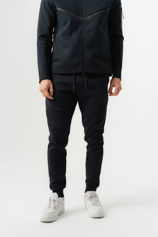 Nike Tech Fleece