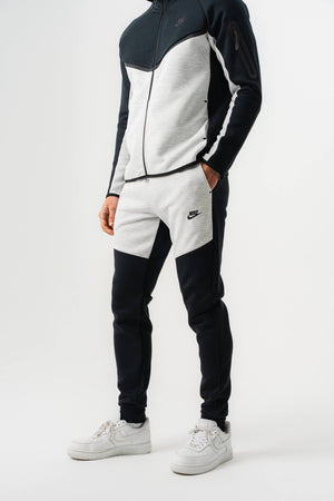 Nike Tech Fleece