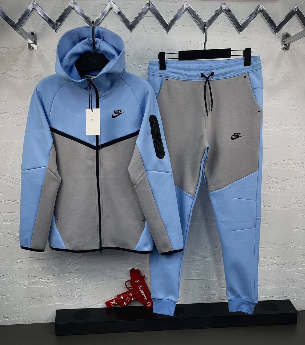 Nike Tech Fleece
