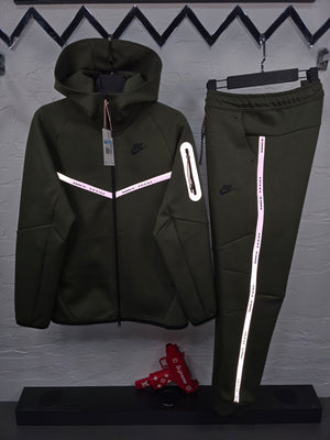 Nike Tech Fleece